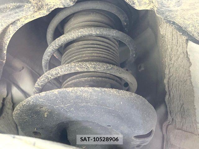 Toyota YARIS 2020-07 8564219-19