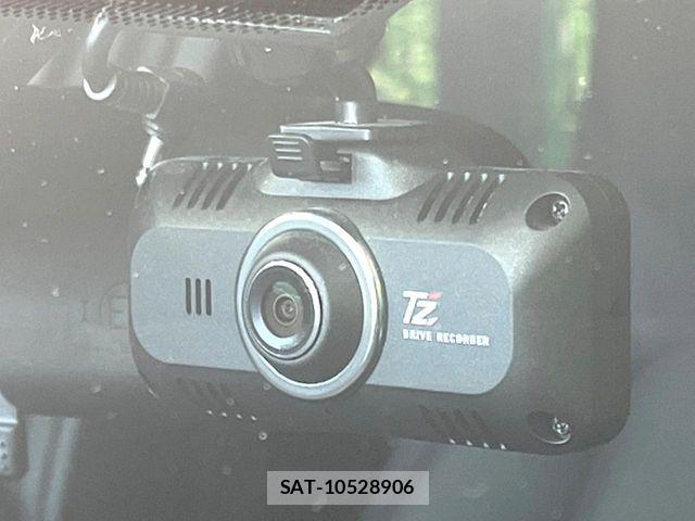 Toyota YARIS 2020-07 8564219-4