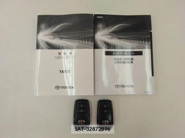 Toyota YARIS 2023-11 8564217-19