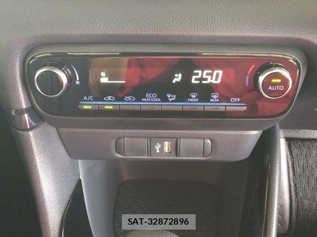 Toyota YARIS 2023-11 8564217-21