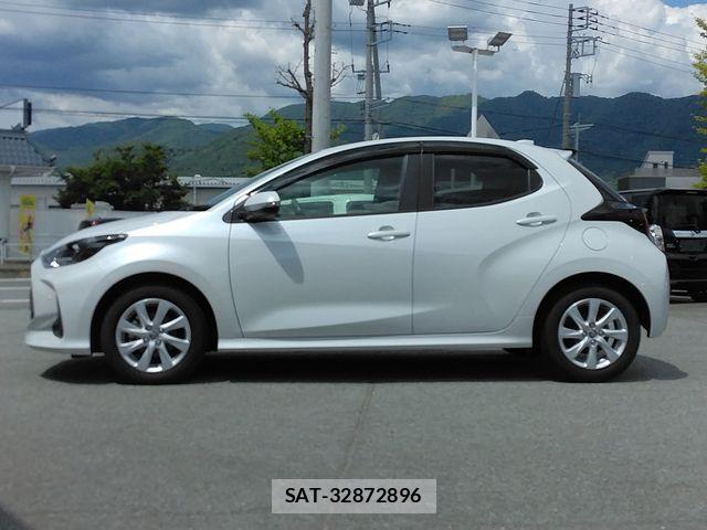 Toyota YARIS 2023-11 8564217-4