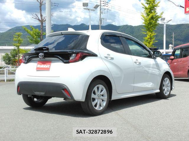 Toyota YARIS 2023-11 8564217-5