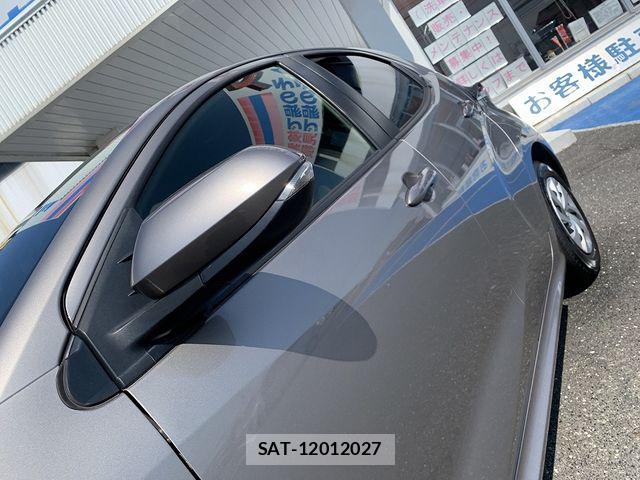 Toyota YARIS 2024-07 8564221-25