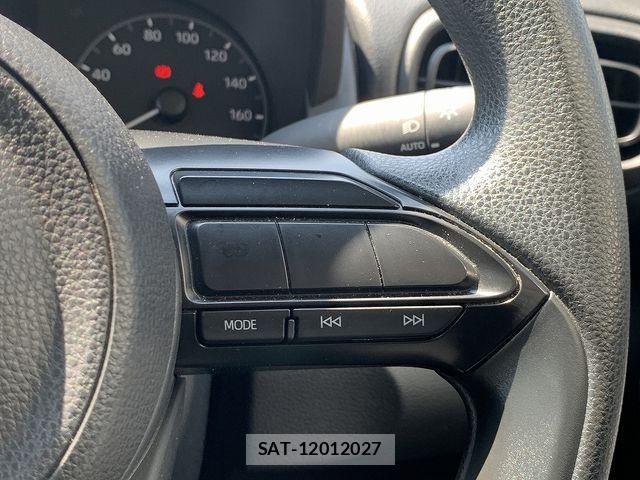 Toyota YARIS 2024-07 8564221-8