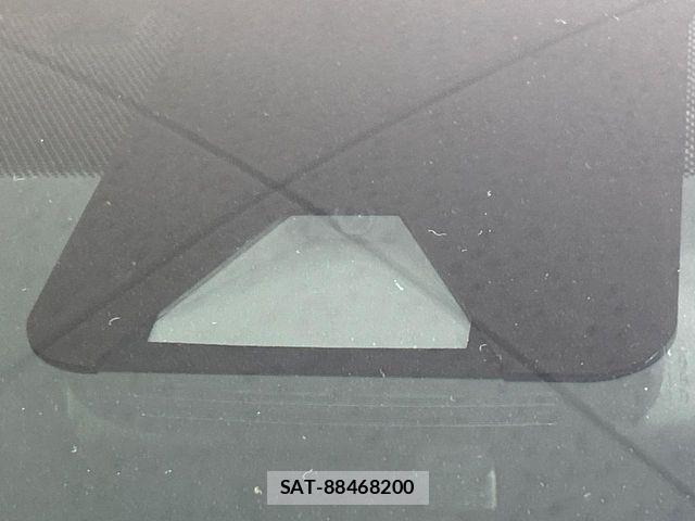 Toyota YARIS 2023-08 8564216-4