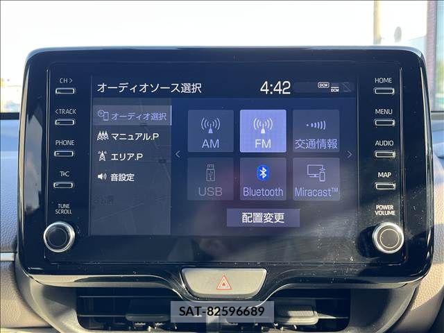 Toyota YARIS 2020-04 8564214-18