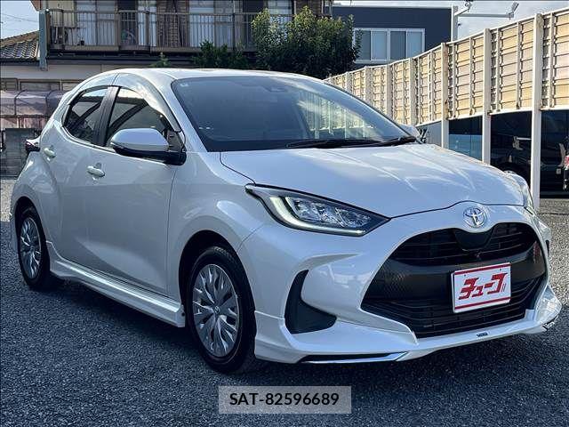 Toyota YARIS 2020-04 8564214-21