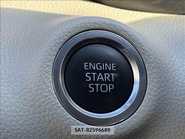 Toyota YARIS 2020-04 8564214-3
