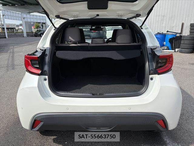 Toyota YARIS 2020-09 8564220-10
