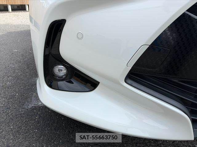 Toyota YARIS 2020-09 8564220-24