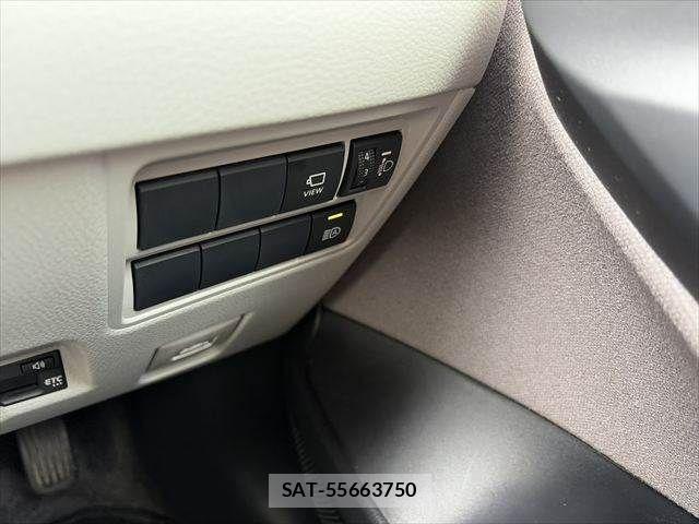 Toyota YARIS 2020-09 8564220-7