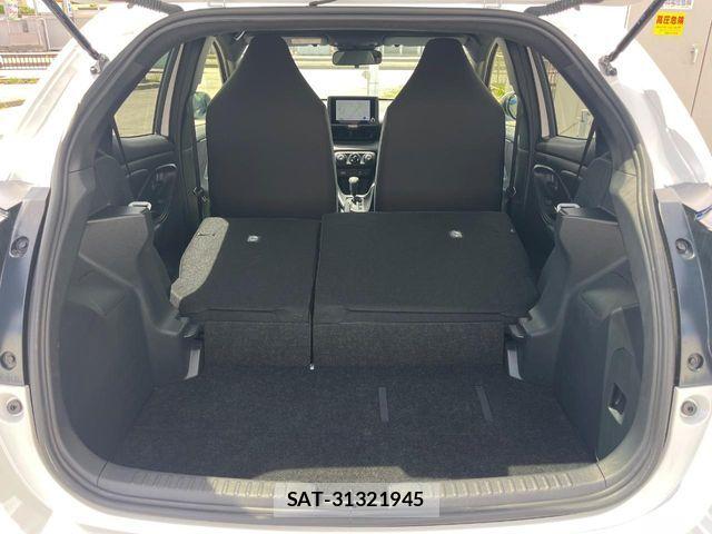 Toyota YARIS 2024-07 8564213-10