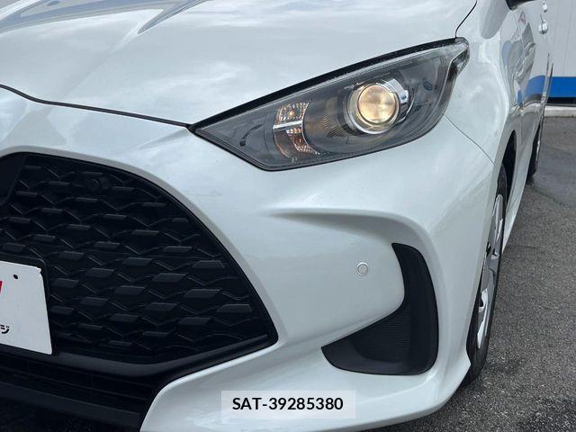 Toyota YARIS 2024-07 8564212-12