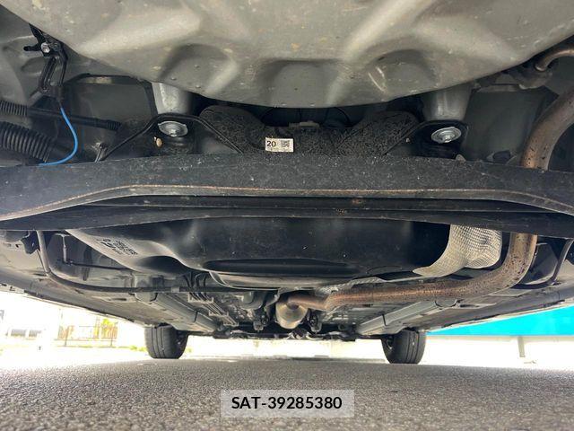 Toyota YARIS 2024-07 8564212-19
