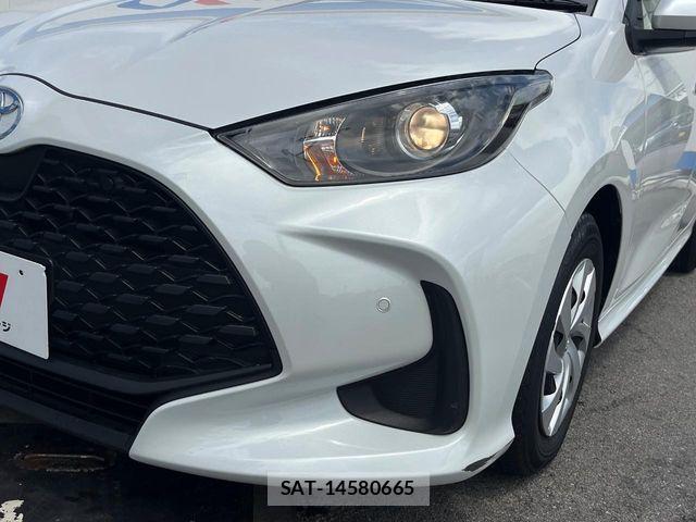 Toyota YARIS 2024-07 8564215-12