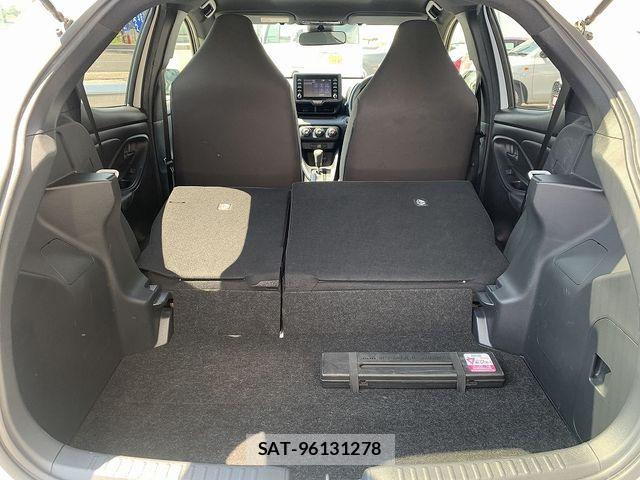 Toyota YARIS 2021-07 8564223-20