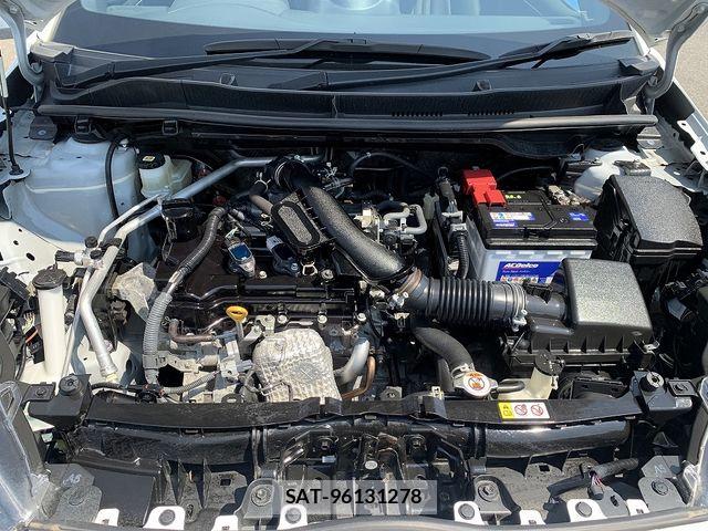 Toyota YARIS 2021-07 8564223-29