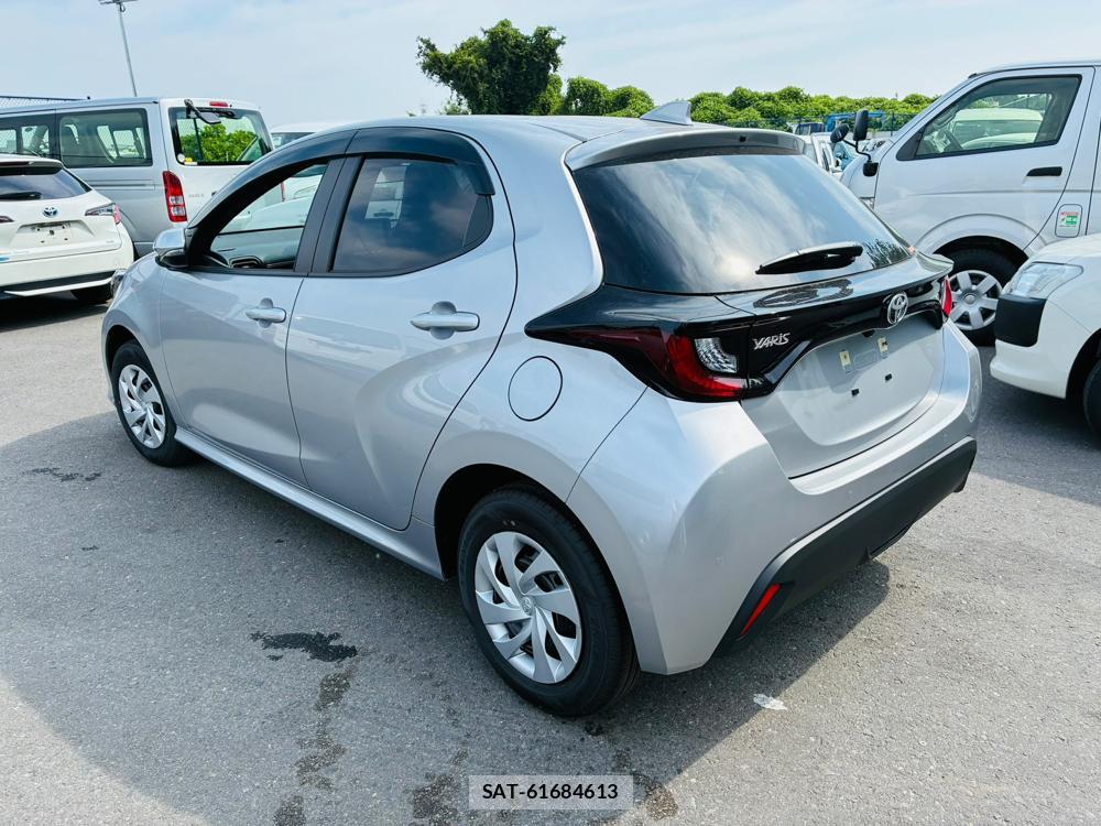 Toyota YARIS 2025-12 8505336-2