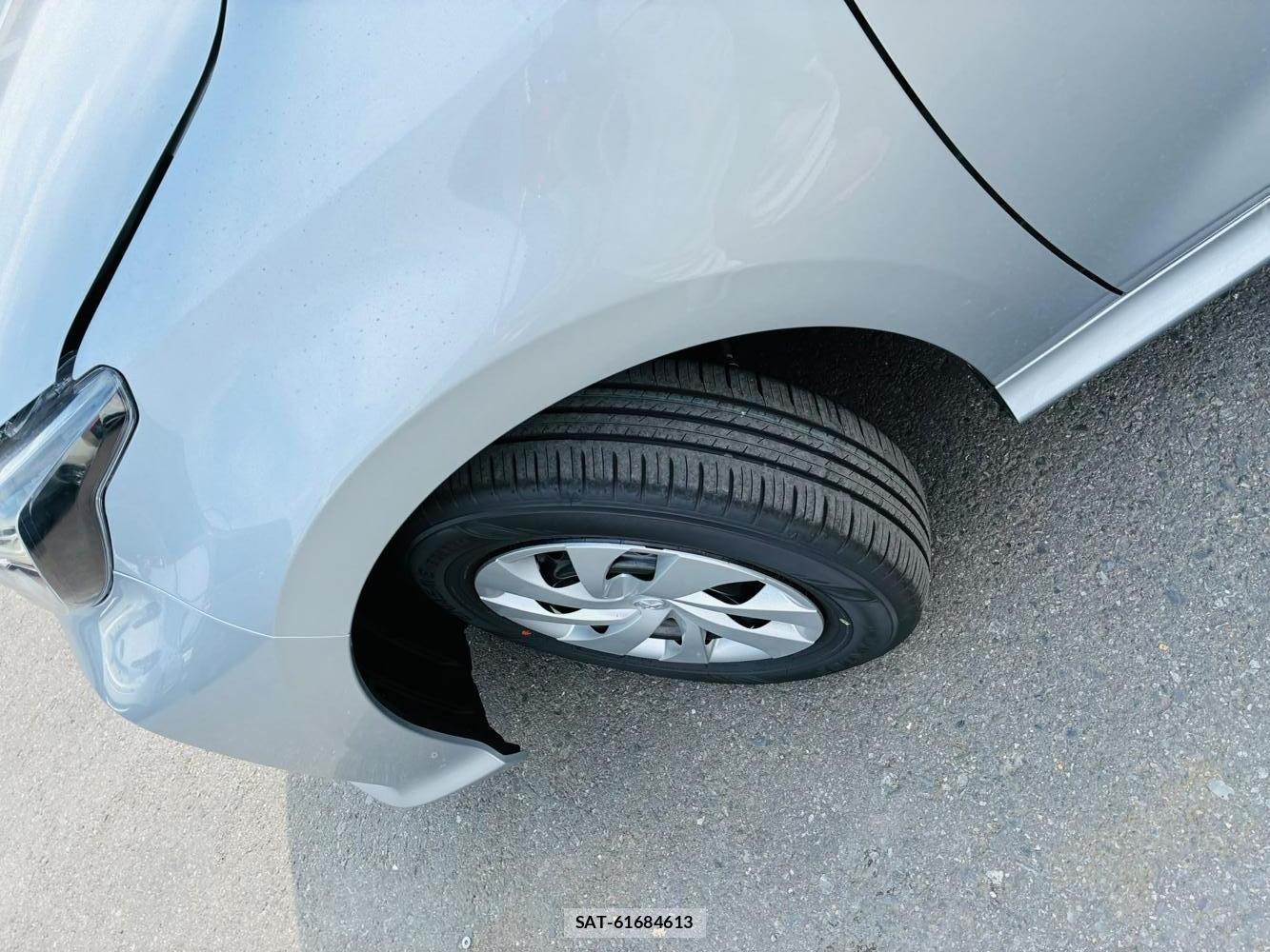 Toyota YARIS 2025-12 8505336-30