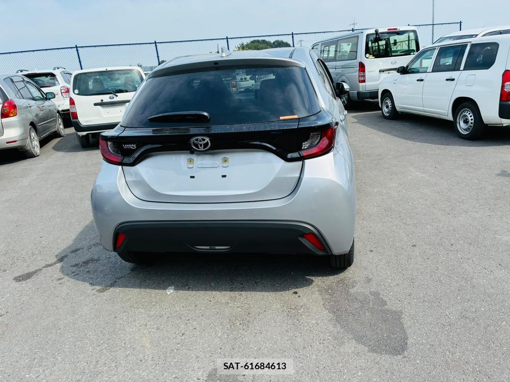 Toyota YARIS 2025-12 8505336-3