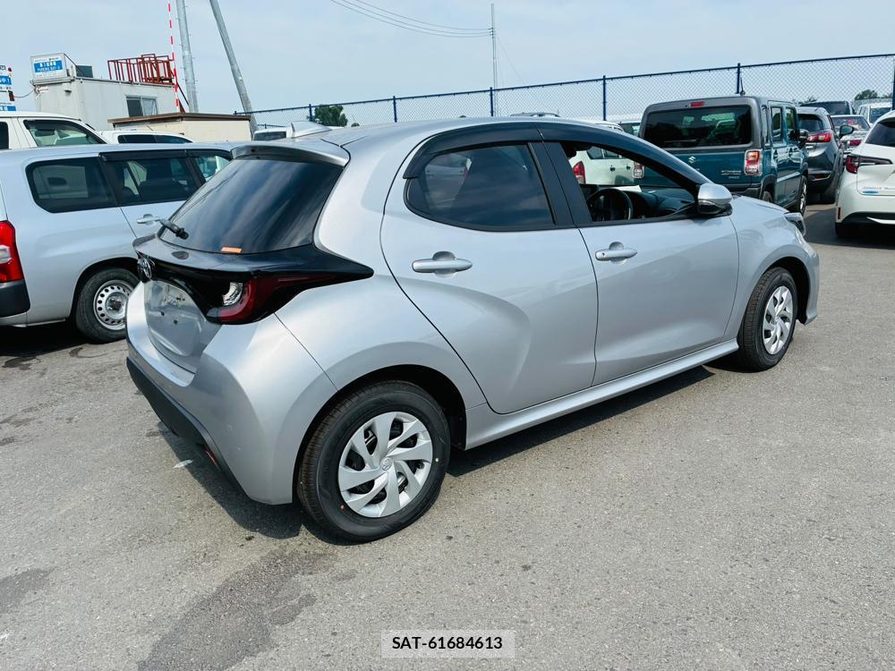 Toyota YARIS 2025-12 8505336-4