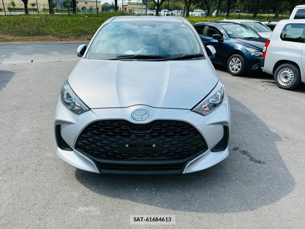 Toyota YARIS 2025-12 8505336-7