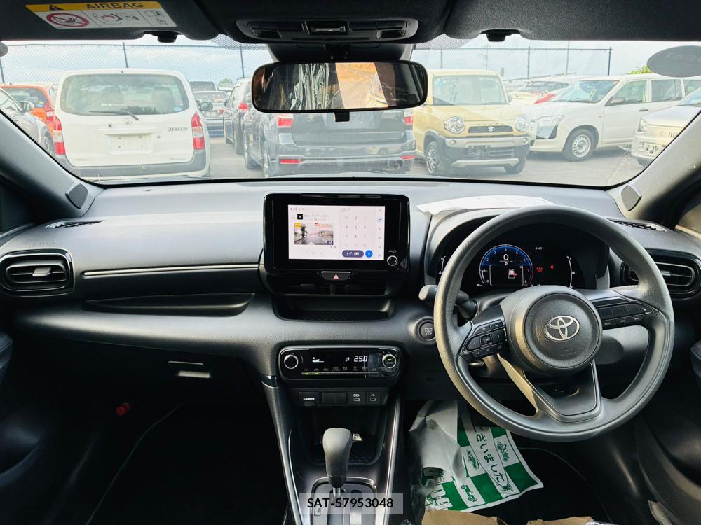 Toyota YARIS 2026-07 8544512-12