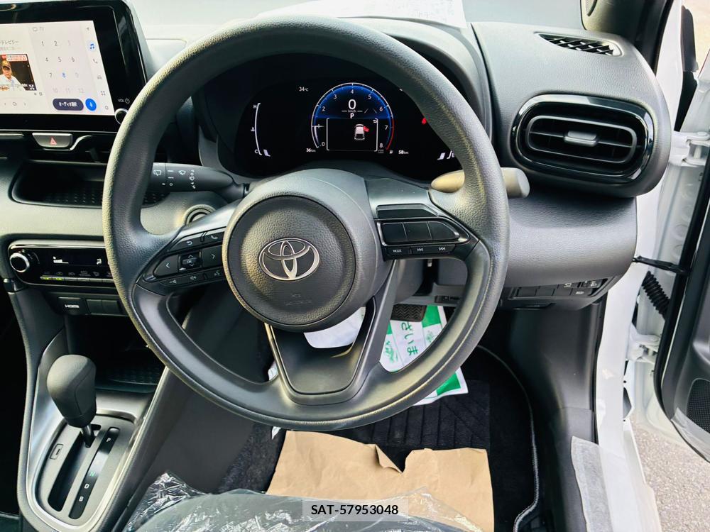 Toyota YARIS 2026-07 8544512-14