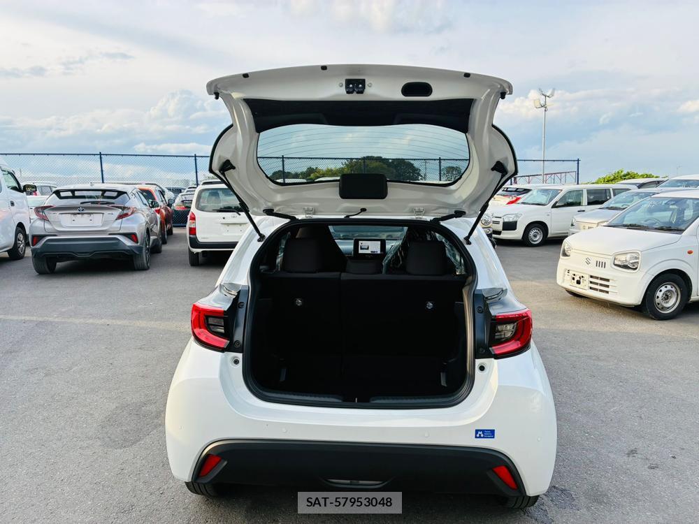 Toyota YARIS 2026-07 8544512-25