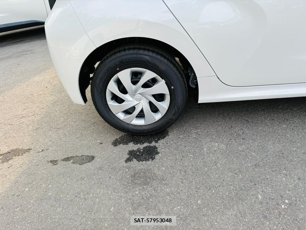 Toyota YARIS 2026-07 8544512-26