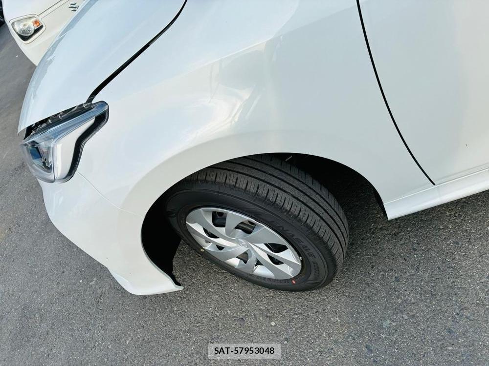 Toyota YARIS 2026-07 8544512-30
