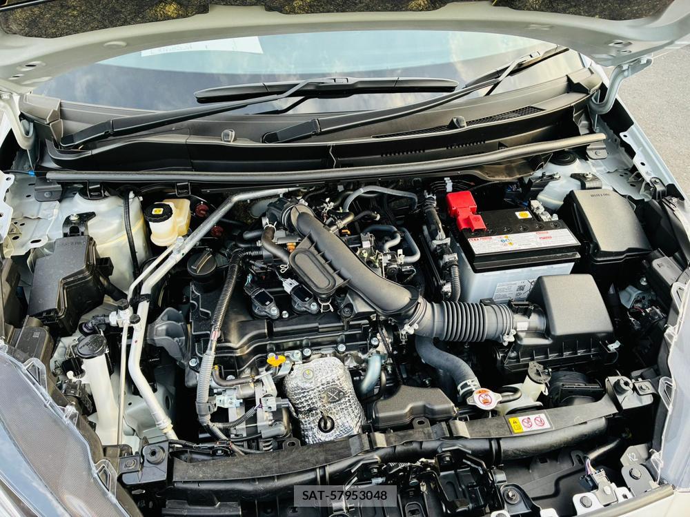 Toyota YARIS 2026-07 8544512-37