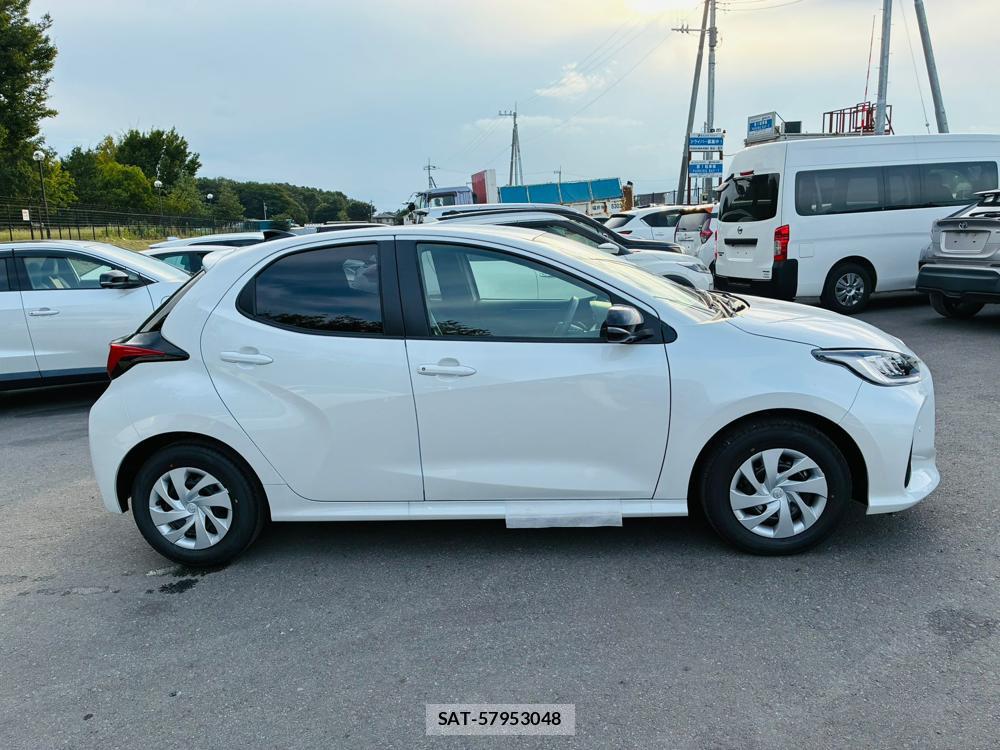 Toyota YARIS 2026-07 8544512-5