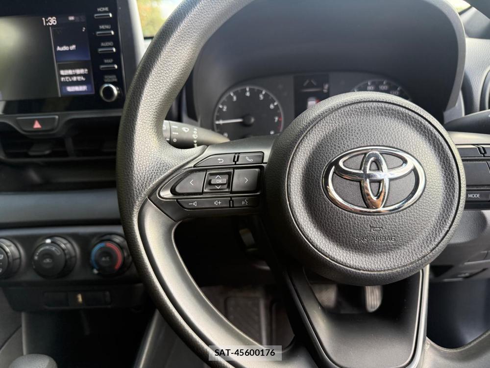 Toyota YARIS 2020-09 1797343-18