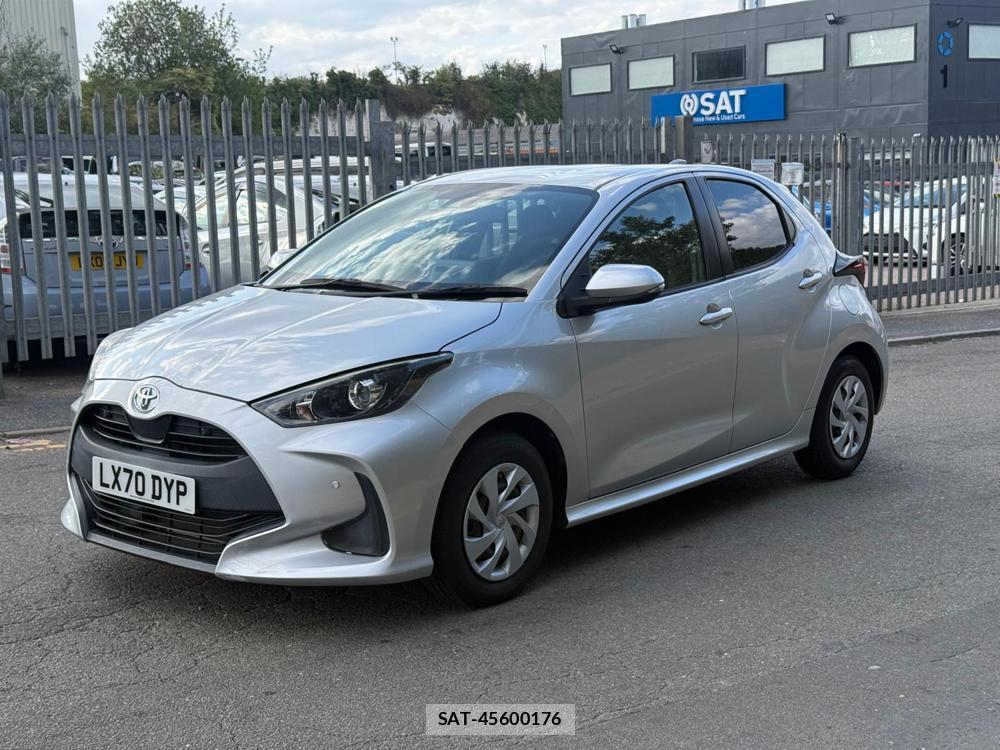 Toyota YARIS 2020-09 1797343-1