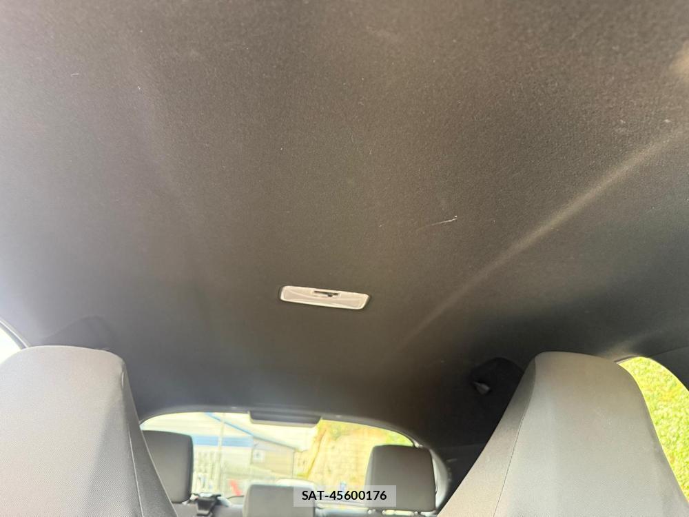 Toyota YARIS 2020-09 1797343-36