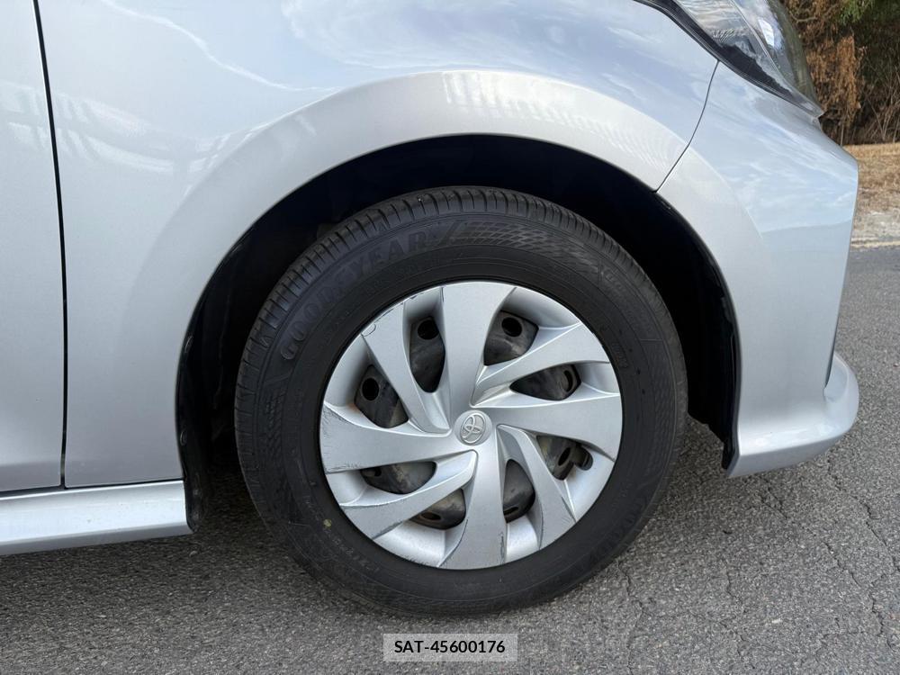 Toyota YARIS 2020-09 1797343-40
