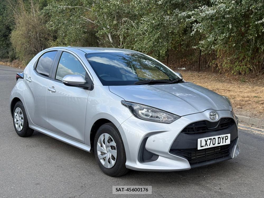 Toyota YARIS 2020-09 1797343-5