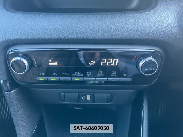 Toyota YARIS 2022-02 8629989-19