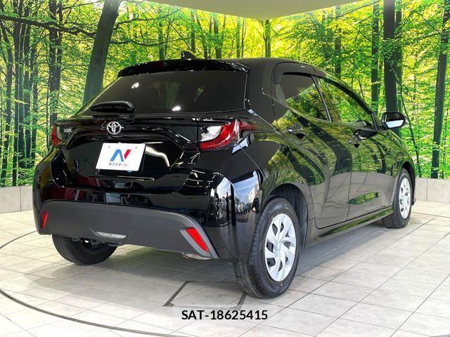 Toyota YARIS 2023-07 8629994-16
