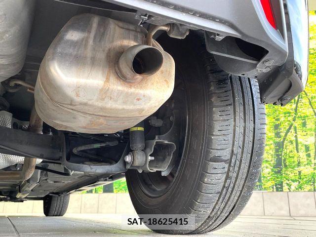 Toyota YARIS 2023-07 8629994-19