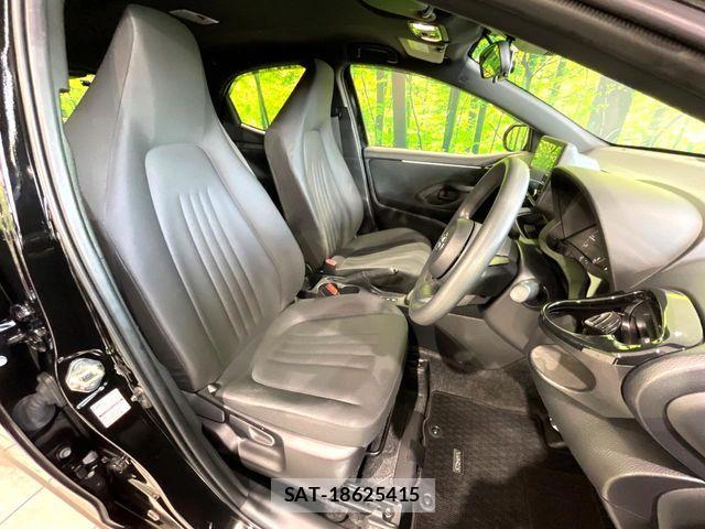 Toyota YARIS 2023-07 8629994-7