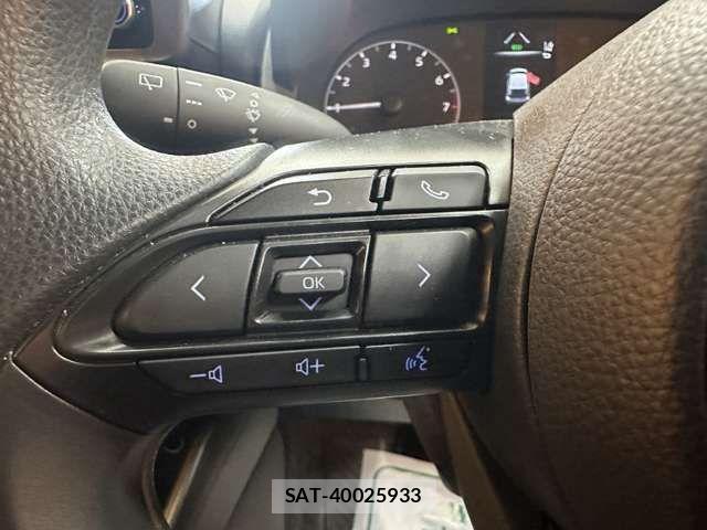 Toyota YARIS 2021-05 8629998-11