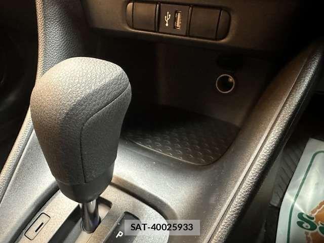 Toyota YARIS 2021-05 8629998-8