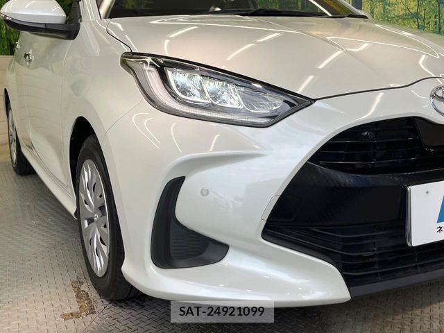 Toyota YARIS 2020-05 8629993-11