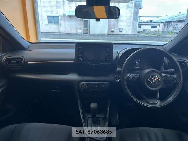 Toyota YARIS 2021-07 8630000-1