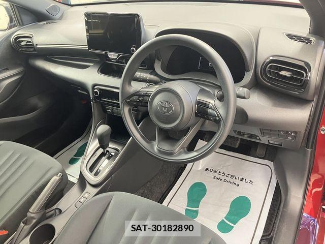 Toyota YARIS 2026-07 8629988-14