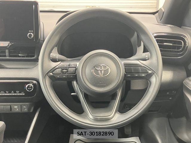 Toyota YARIS 2026-07 8629988-27