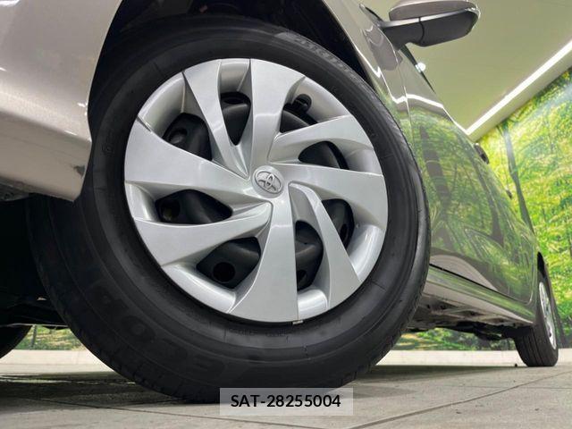 Toyota YARIS 2023-06 8629987-12