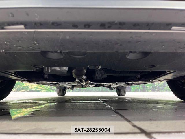 Toyota YARIS 2023-06 8629987-18